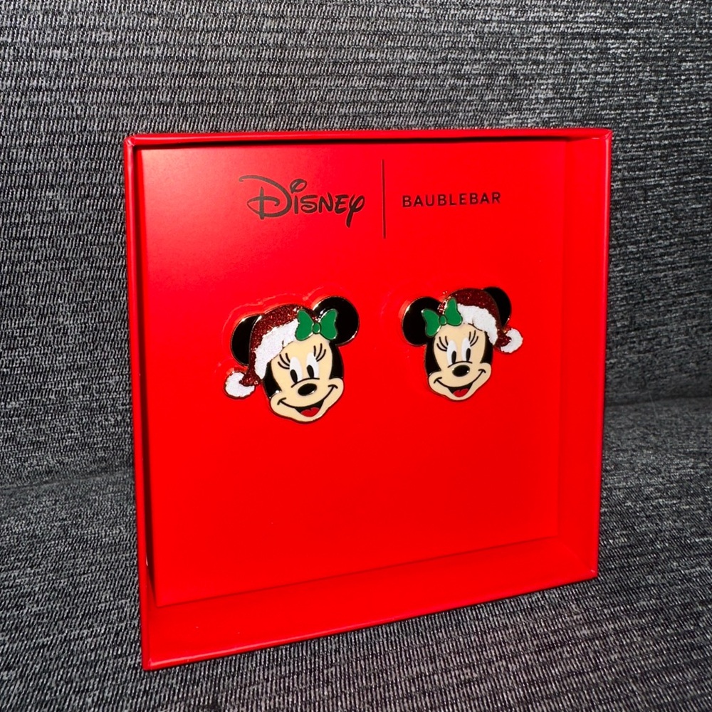 ✨🆕 Disney Minnie Mouse Christmas Baublebar Earrings - Picture 2 of 3